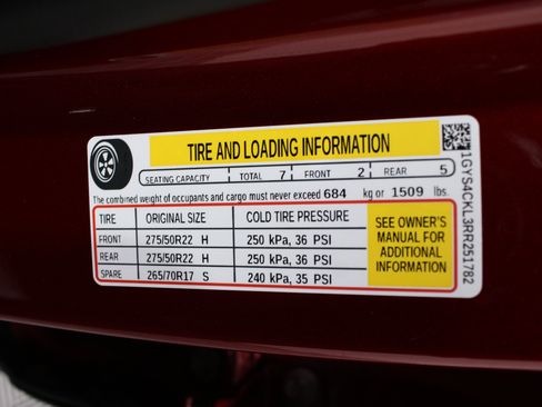 Certified 2024 Cadillac Escalade Premium Luxury w/ Performance Package AWD/4WD image 40