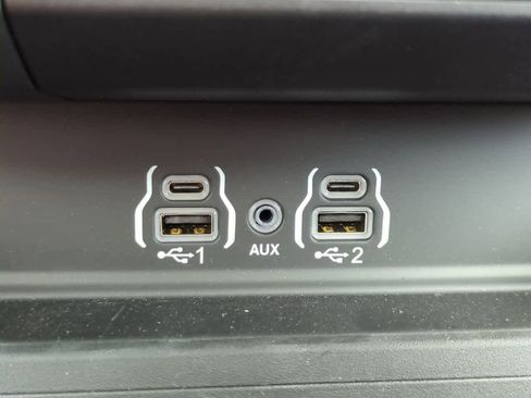 Used 2025 RAM 2500 Big Horn image 32