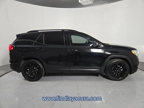 Used 2021 GMC Terrain SLE w/ Elevation Edition image 7