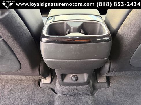 Used 2024 Kia Telluride S w/ S Sunroof Package FWD image 17