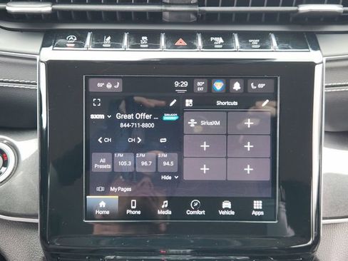 Used 2022 Jeep Grand Cherokee L Laredo w/ Luxury Tech Group I AWD/4WD image 17
