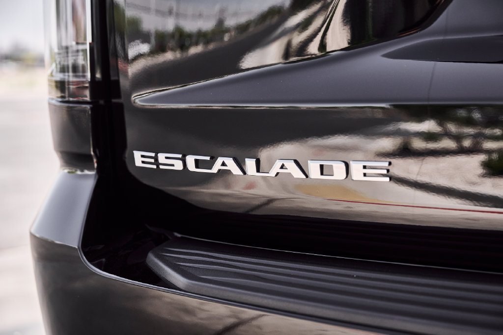 Used 2026 Cadillac Escalade V AWD/4WD image 19