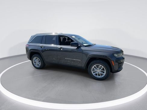 New 2025 Jeep Grand Cherokee Laredo X image 24