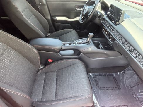 Certified 2026 Honda HR-V Sport image 9