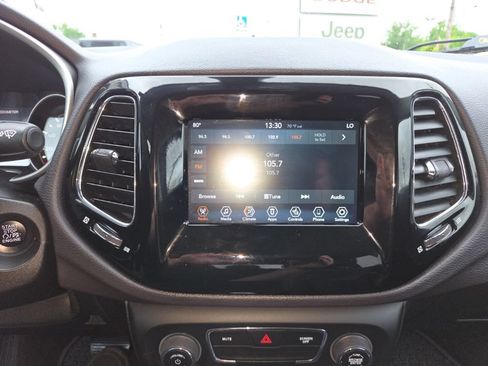 Certified 2018 Jeep Compass Latitude w/ Popular Equipment Group FWD image 14
