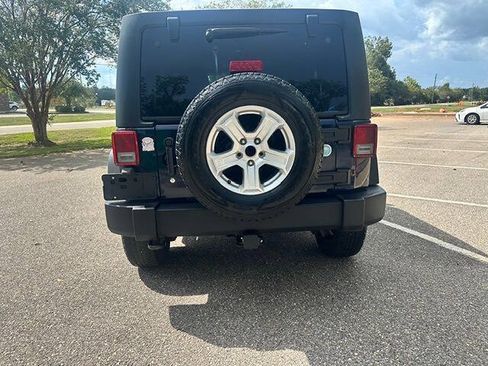Used 2013 Jeep Wrangler Unlimited Sport AWD/4WD image 5