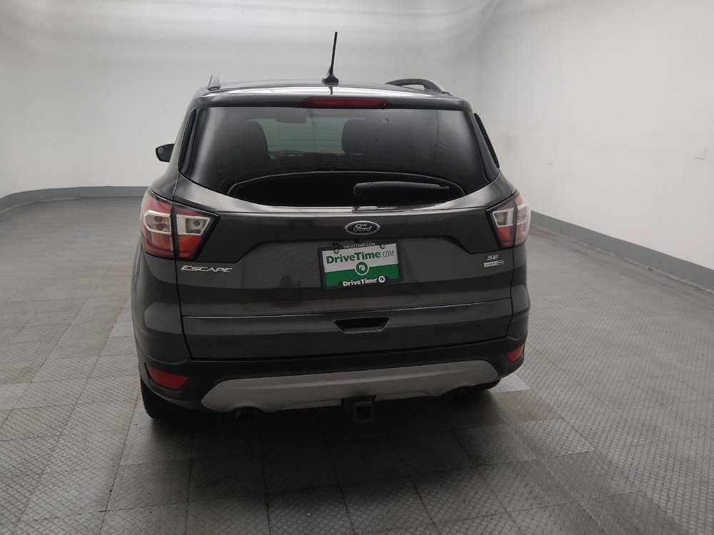 Used 2018 Ford Escape SE w/ SE Sync 3 Package AWD/4WD image 6
