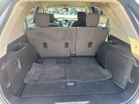 Used 2016 Chevrolet Equinox LT w/ Convenience Package image 11