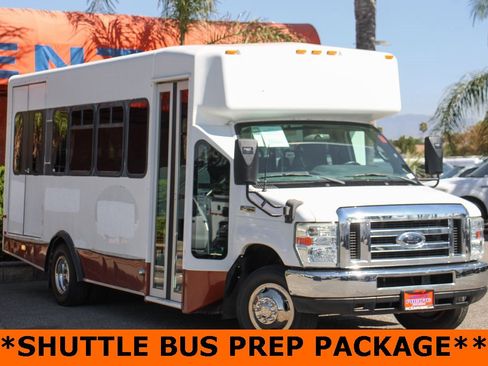 Used 2012 Ford E-450 and Econoline 450 Super Duty w/ Shuttle Bus Prep Pkg image 2