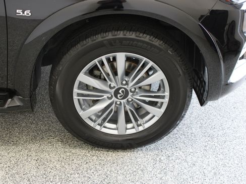 Used 2020 INFINITI QX80 Luxe w/ All-Season Package RWD image 5