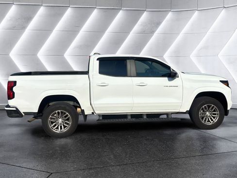 Used 2024 Chevrolet Colorado LT w/ LT Convenience Package RWD image 6