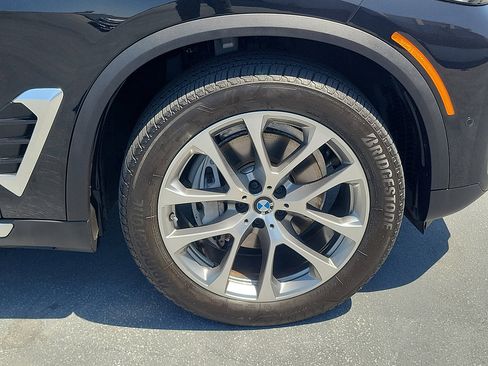Used 2024 BMW X5 sDrive40i w/ Parking Assistance Package RWD image 5