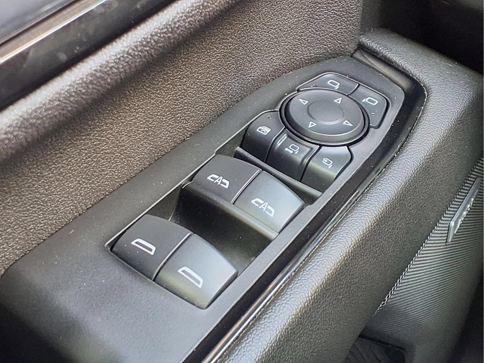 Used 2025 GMC Sierra 2500 AT4 w/ AT4 Premium Plus Package AWD/4WD image 21