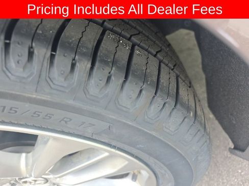 Used 2015 Toyota Camry SE FWD image 11