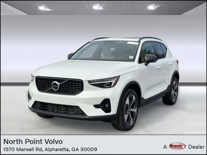New 2026 Volvo XC40 B5 Plus w/ Protection Package Premier
