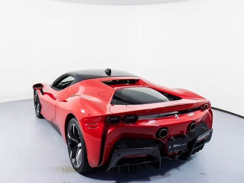 Certified 2021 Ferrari SF90 Stradale image 26