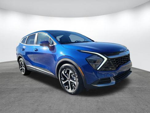 Used 2025 Kia Sportage EX image 24