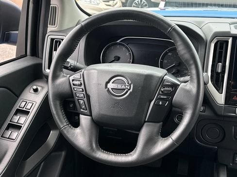 Used 2025 Nissan Frontier SV w/ SV Convenience Package RWD image 18