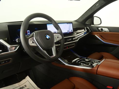 New 2026 BMW X7 xDrive40i w/ Executive Package AWD/4WD image 13