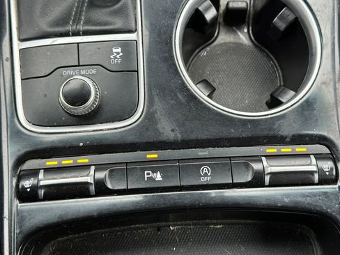 Used 2018 Kia Stinger RWD image 35