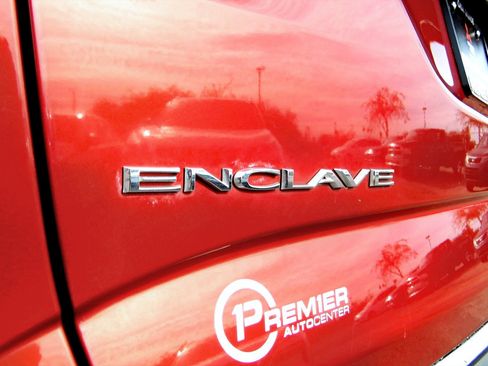 Used 2022 Buick Enclave Premium image 7