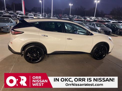 Used 2024 Nissan Murano SV w/ SV Midnight Edition Package image 6