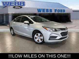 Used 2017 Chevrolet Cruze LS video 1