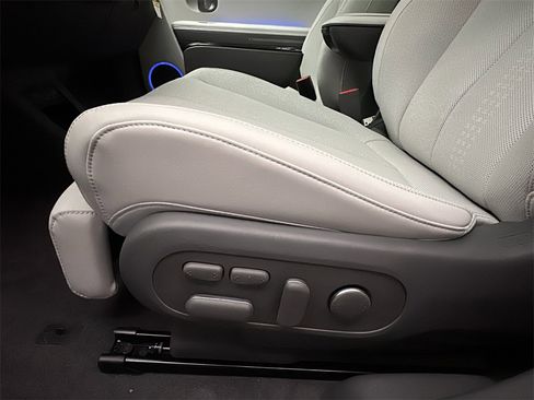 New 2026 Hyundai Ioniq 5 Limited image 10