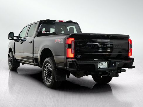 Used 2025 Ford F350 Platinum AWD/4WD image 3