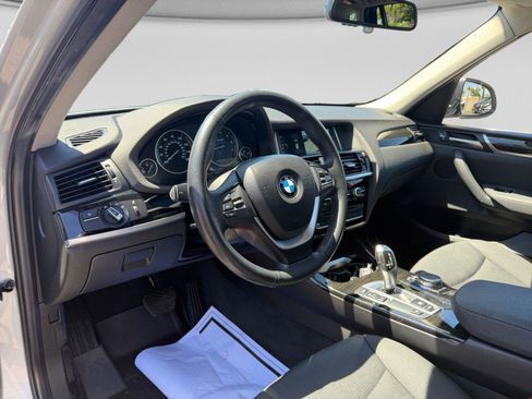 Used 2017 BMW X3 sDrive28i RWD image 14