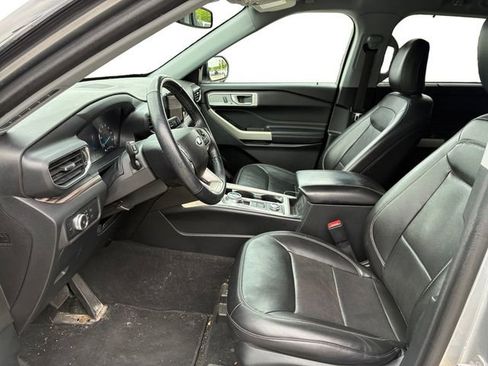 Used 2022 Ford Explorer Limited AWD/4WD image 11
