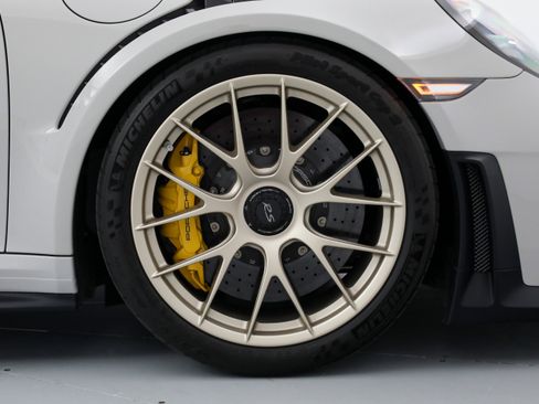 Used 2018 Porsche 911 GT2 RS RWD image 43