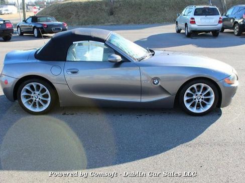 Used 2003 BMW Z4 2.5i image 4
