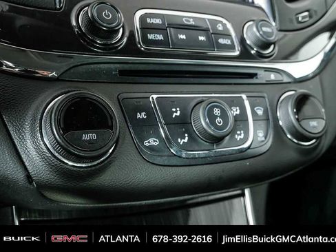 Used 2020 Chevrolet Impala Premier w/ Premier Convenience Package image 17