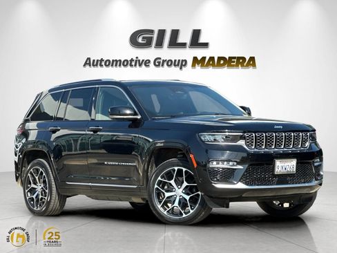 Used 2023 Jeep Grand Cherokee Summit AWD/4WD image 1