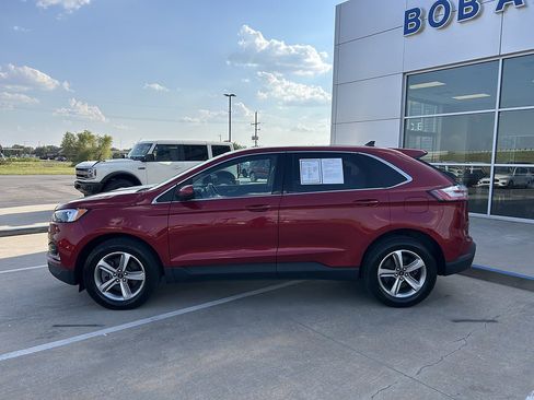 Used 2024 Ford Edge SEL w/ Convenience Package AWD/4WD image 2
