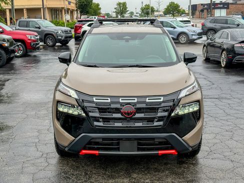 Used 2025 Nissan Rogue SV w/ Rock Creek Premium Package AWD/4WD image 3