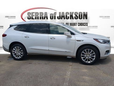 Used 2019 Buick Enclave Premium FWD image 9