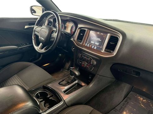 Used 2021 Dodge Charger R/T w/ Blacktop Package image 18