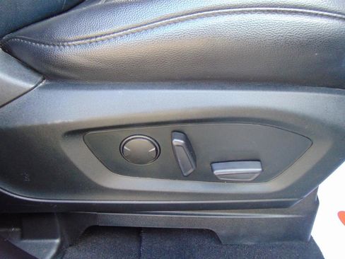 Used 2021 Ford Explorer Limited image 19