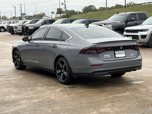 Used 2025 Honda Accord Sport image 10