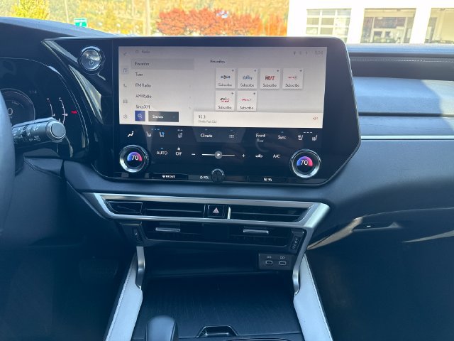 Used 2023 Lexus RX 350 w/ Cold Area Package AWD/4WD image 22