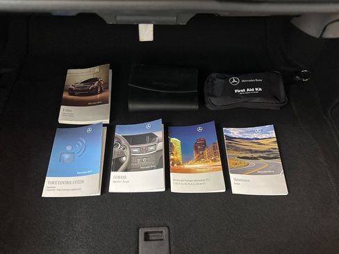 Used 2011 Mercedes-Benz E 350 4MATIC Sedan image 26