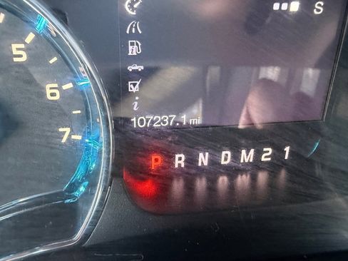 Used 2013 Ford F150 XLT w/ Luxury Equipment Group image 22