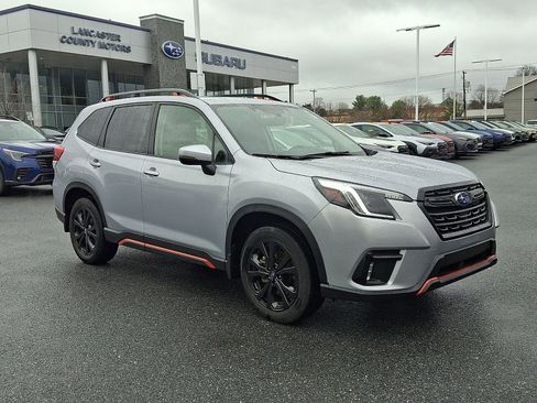 Used 2023 Subaru Forester Sport image 3