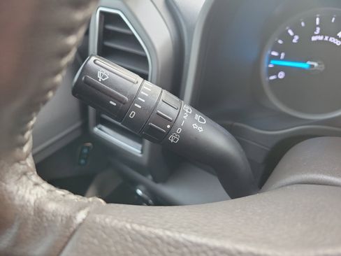 Used 2020 Ford Expedition XLT w/ FX4 Off-Road Package image 28