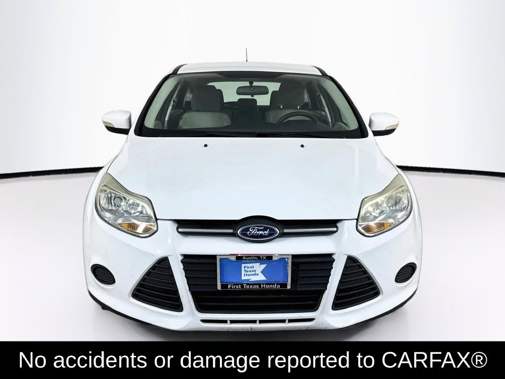 Used 2014 Ford Focus SE FWD image 2