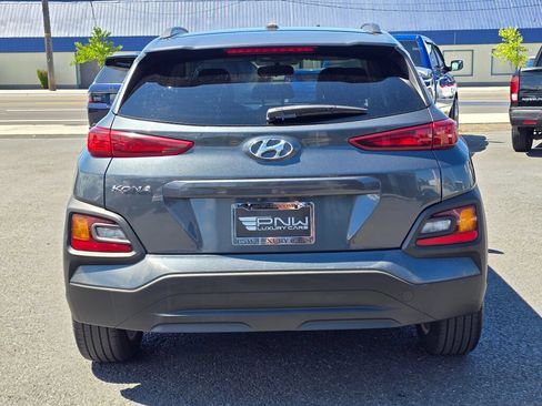 Used 2018 Hyundai Kona SEL FWD image 7
