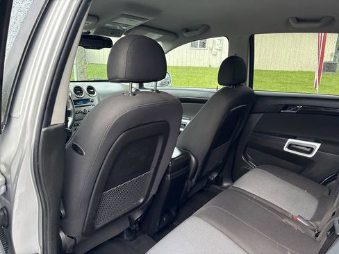 Used 2014 Chevrolet Captiva Sport LT FWD image 20
