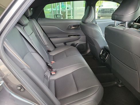 Certified 2024 Toyota Crown AWD/4WD image 31